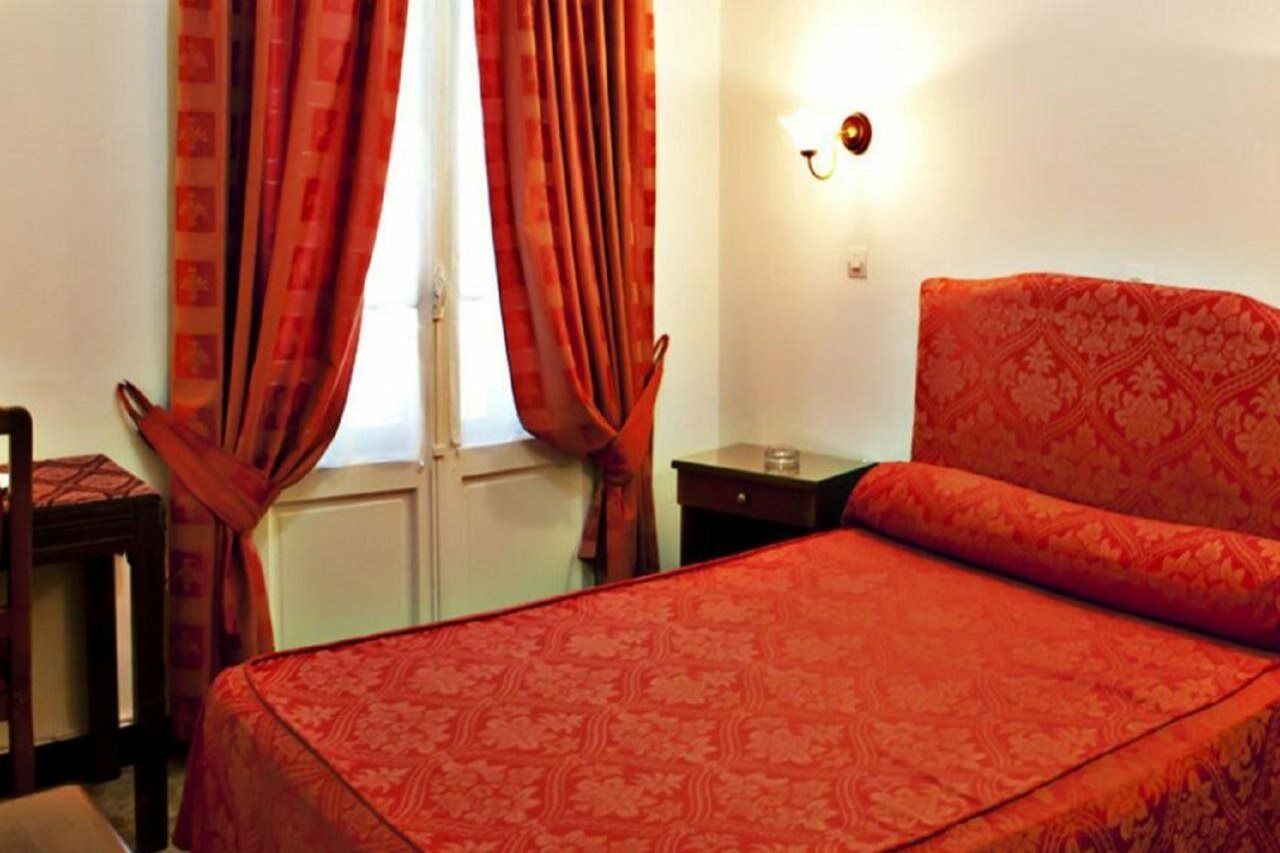 Hotel Suisse Algiers Buitenkant foto