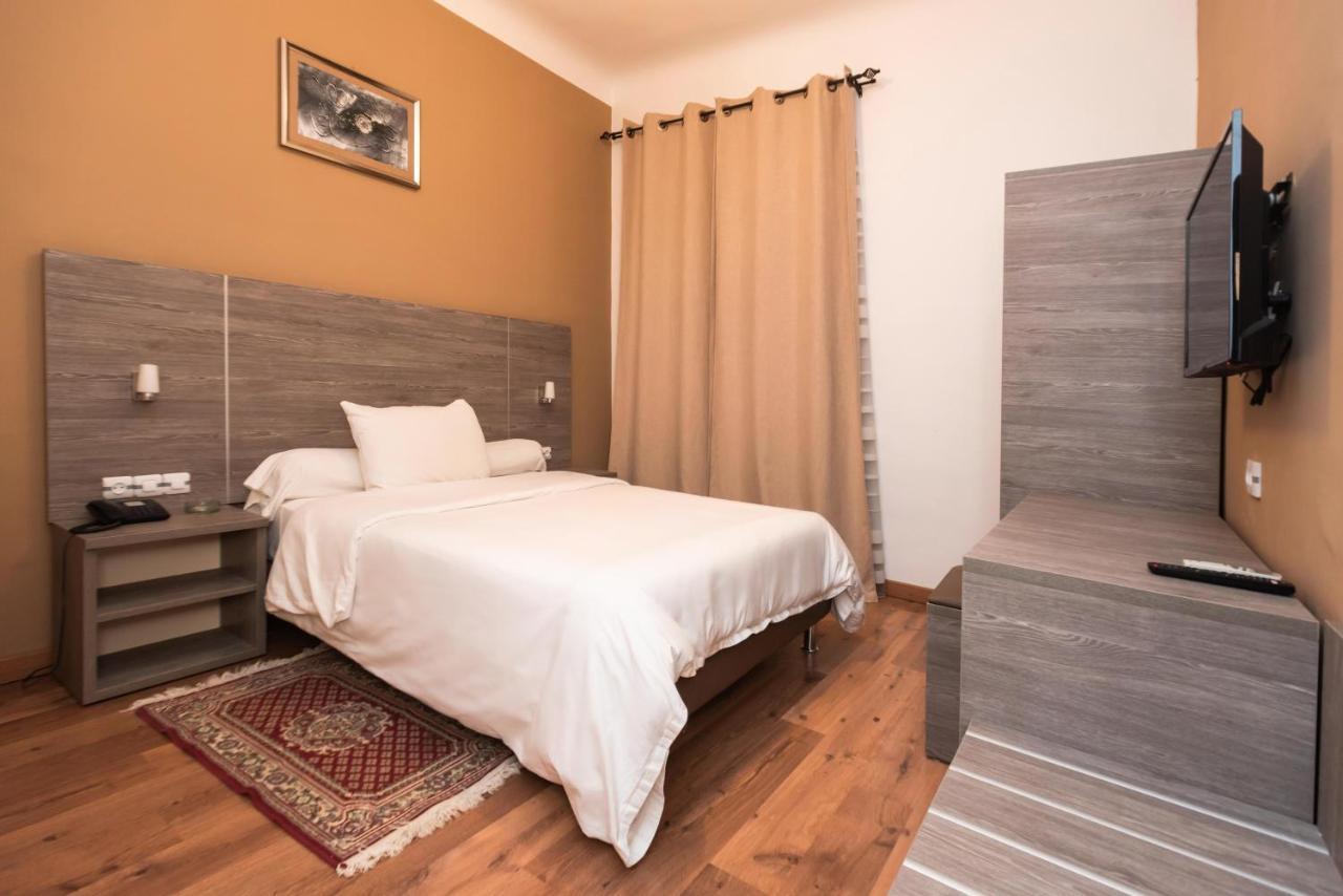 Hotel Suisse Algiers Buitenkant foto